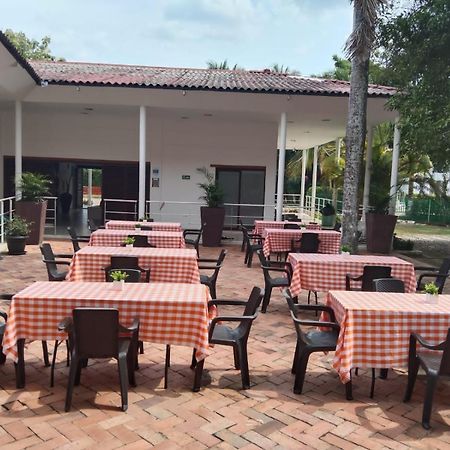 Arizona Ranch Hotel Girardot Εξωτερικό φωτογραφία